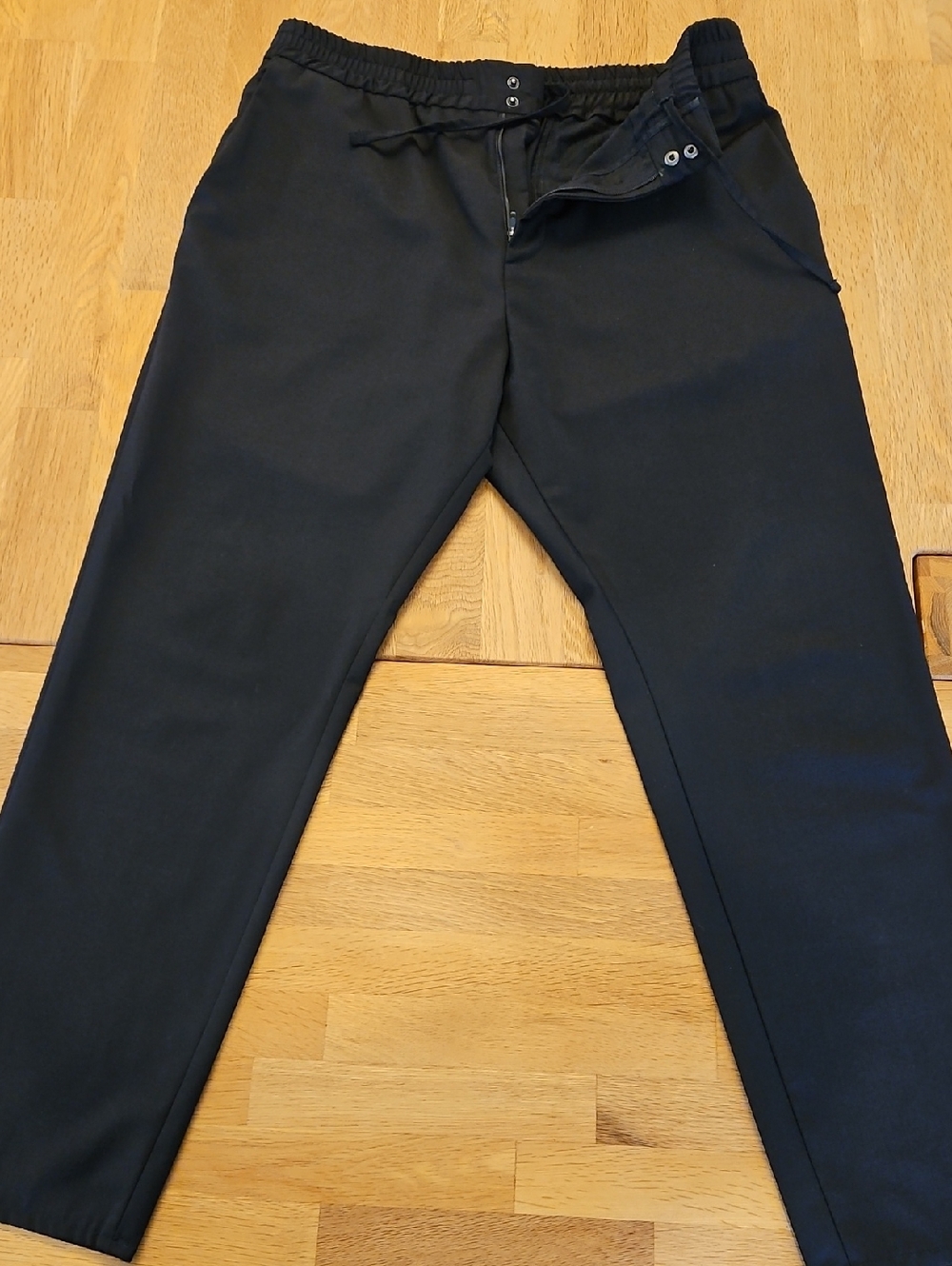 Hugo Boss - Howard212X - Black Elastic-Waist Dress / Casual Pants - Mens 32